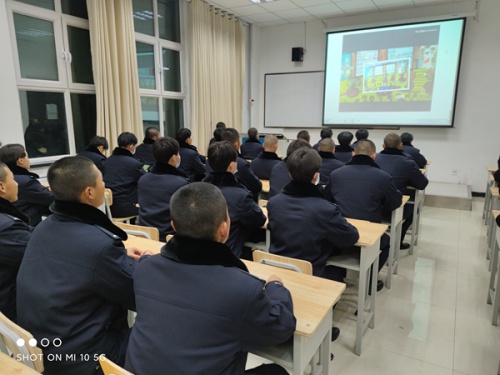 “青春新征程 奋进十四五” 院团委组织学生学习党的十九届五中全会精神主题云团课